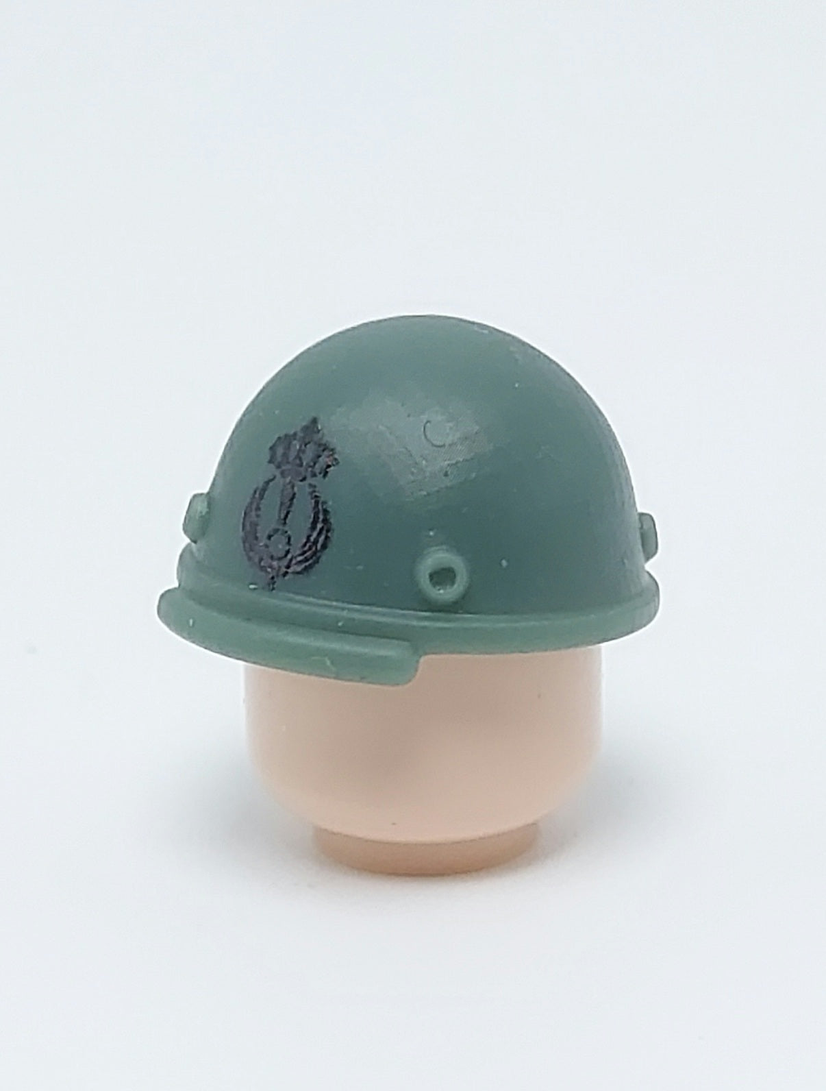 Italian M42 Helmet – Paratrooper | UV Printed 3D Resin Minifigure Accessory